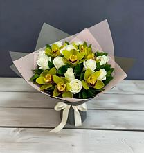 Букет цветов из:  Орхидеи и Розы в Железноводске