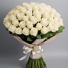 Букет 101 беля роза Белоснежка в Железноводске