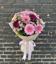 Букет цветов из:  Герберы и Хризантемы в Железноводске