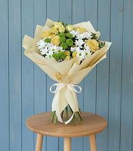 Букет цветов из:  Хризантемы и Розы в Железноводске