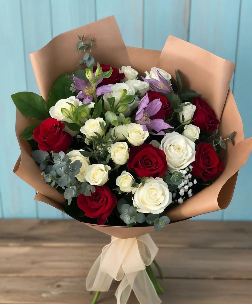 Букет цветов из: Розы и Альстромерии в Железноводске